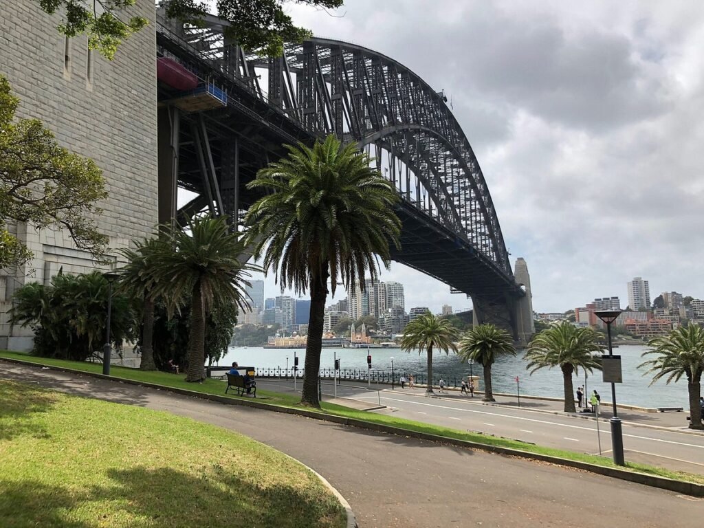 13Cabs Dawes Point